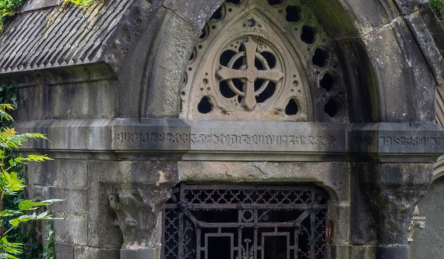 Image of mausoleum at Clifton Street Cemetery