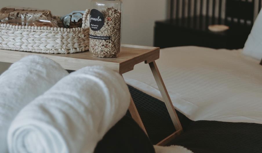 Belfast Lodges, breakfast hamper