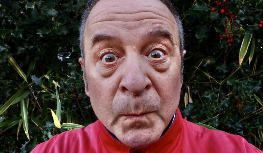 Mark Thomas
