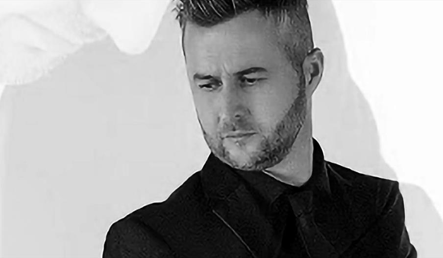 Madness Tribute with Mike Hyde