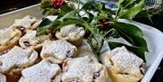 christmas wreath refreshments